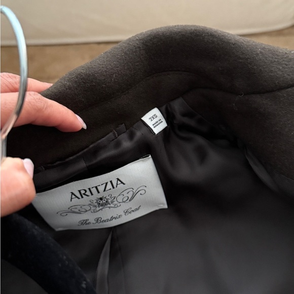 aritzia beatrix coat - Picture 5 of 8